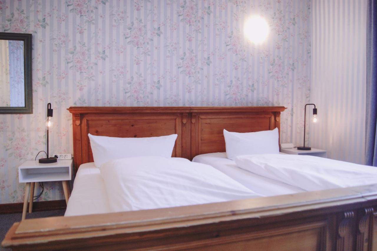Digital Check-In - Stapelhaeuschen Hotel Keulen Buitenkant foto