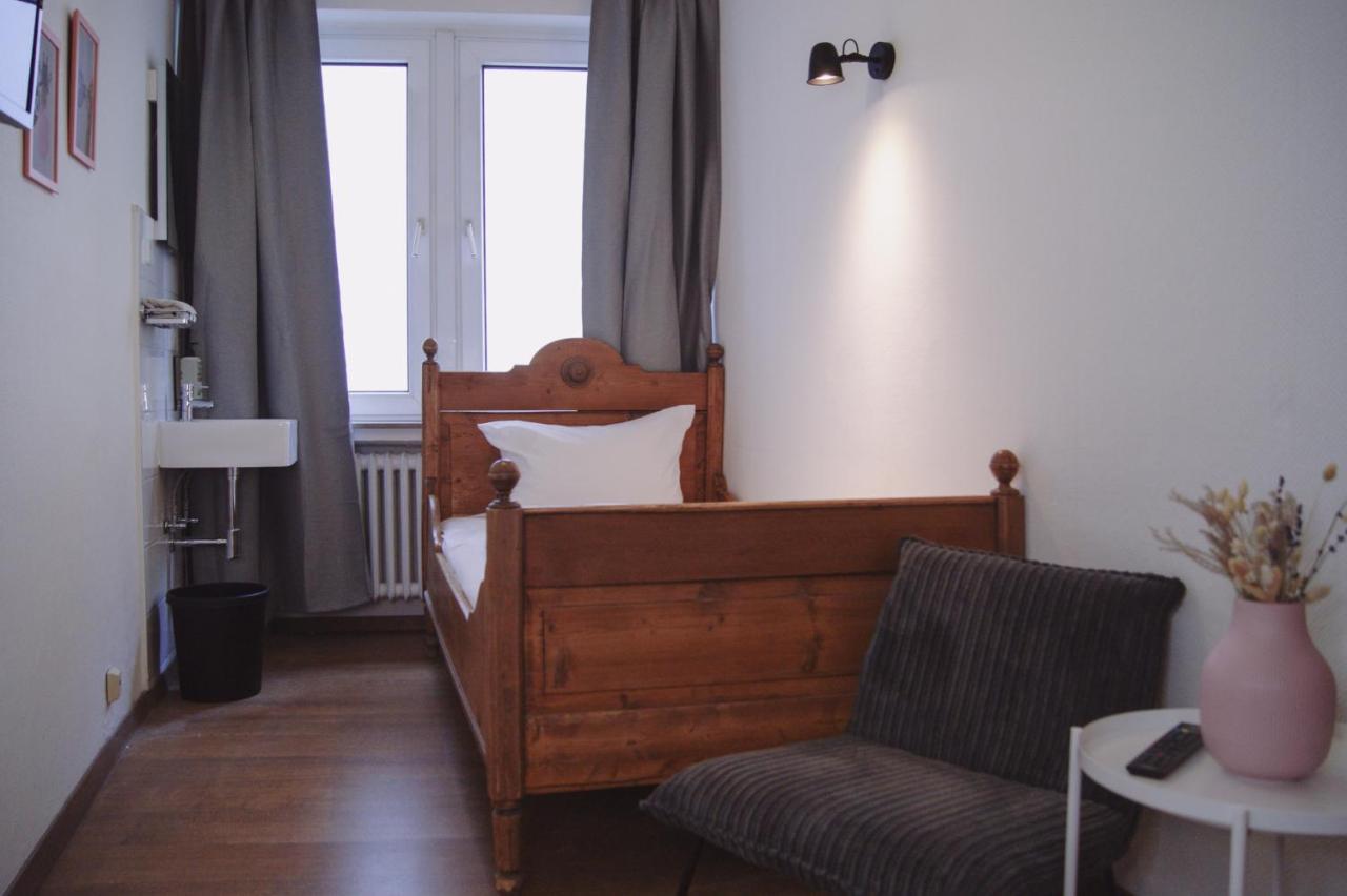 Digital Check-In - Stapelhaeuschen Hotel Keulen Buitenkant foto